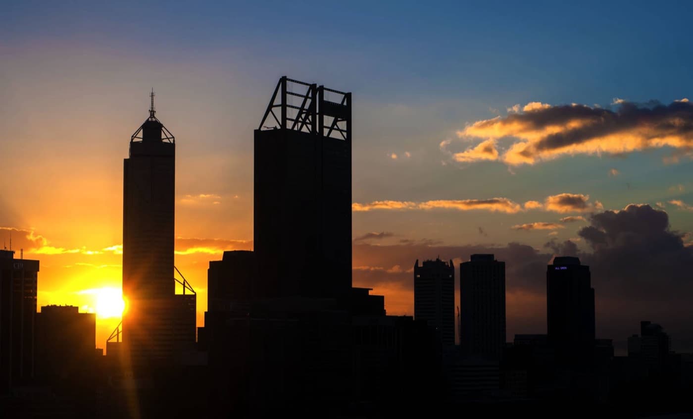 Perth Solar Warehouse Establishes Installation Team in 2014
